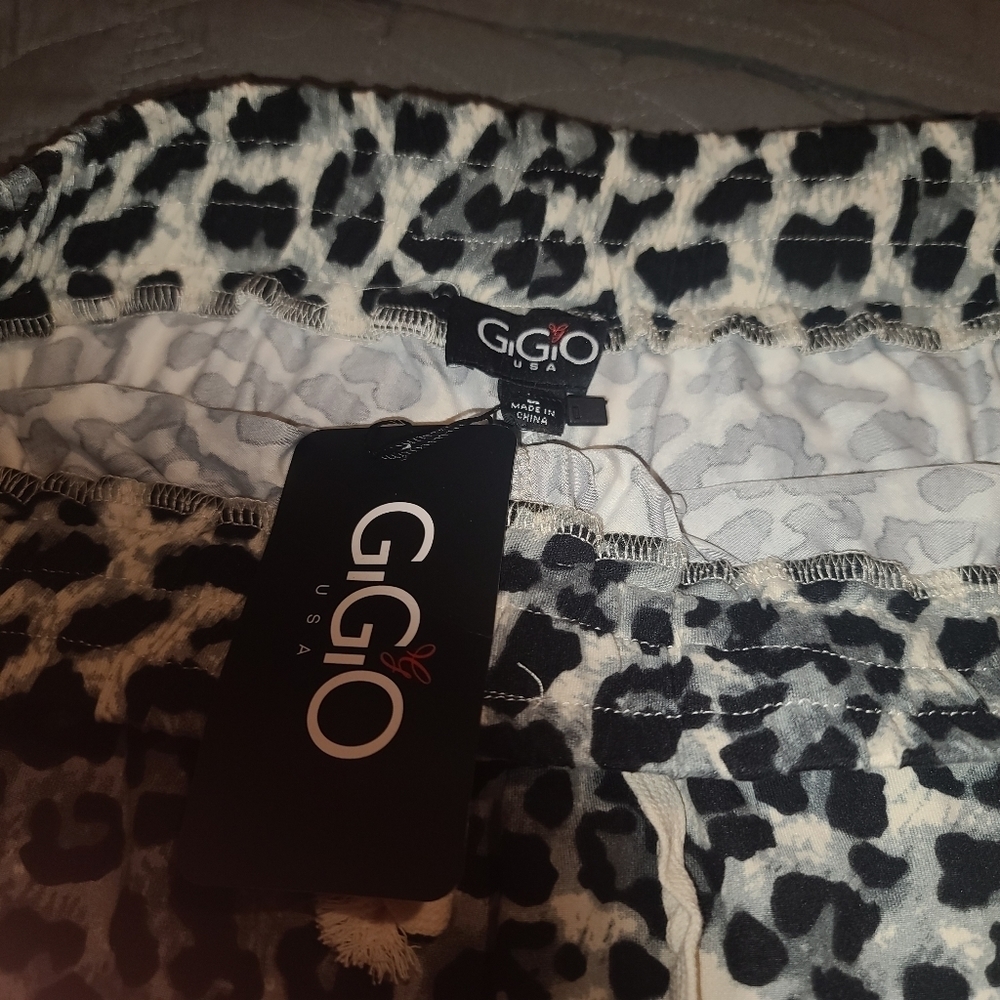 Leopard Print Shorts Sporty Panel on Sides size large Grey and black. nwt Gigio - Picture 10 of 10